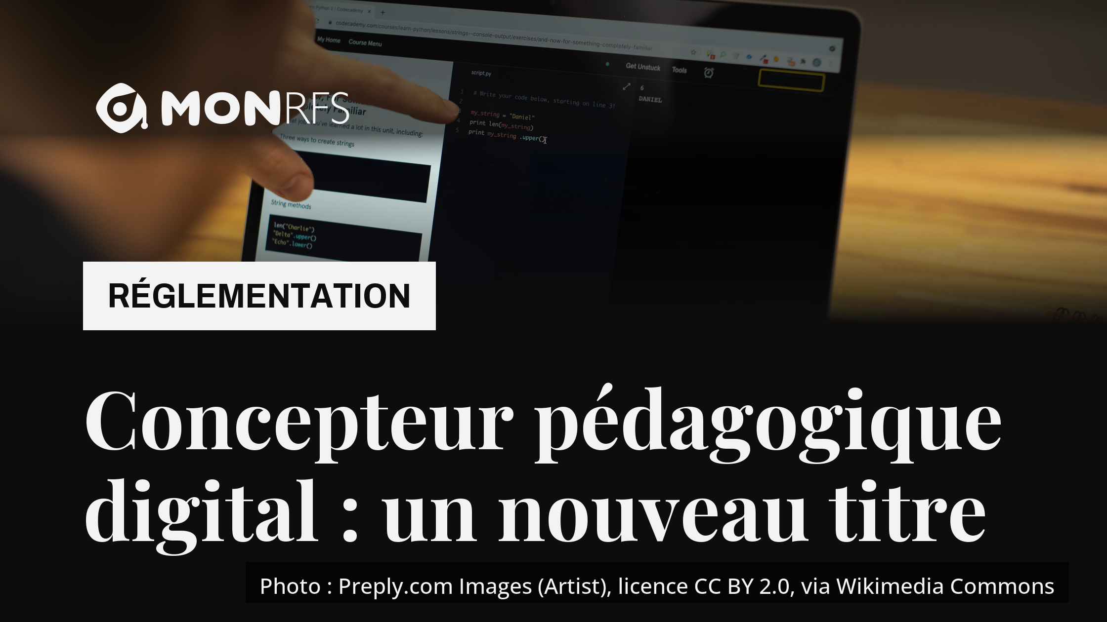 Écran d'ordinateur affichant un module de formation en ligne, illustration du titre professionnel de concepteur pédagogique digital